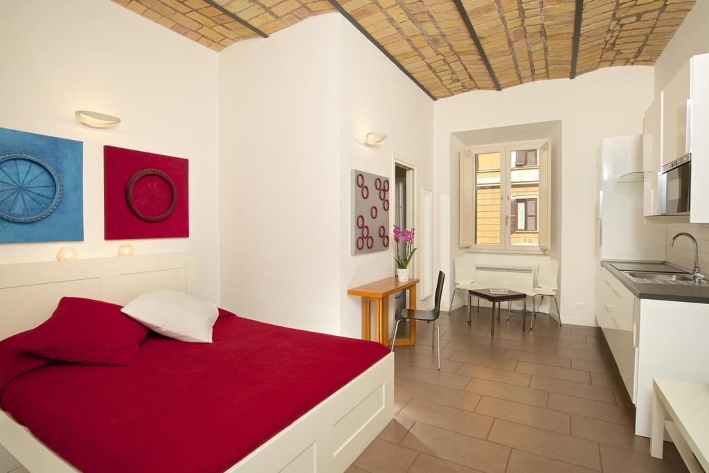 Germanico Maxi Apartment Rome Room photo